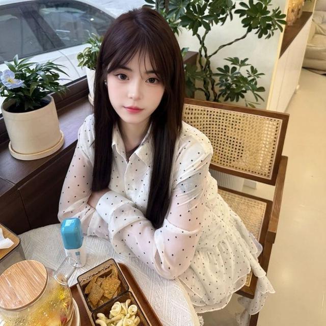 吴曼妮爱喝冰水🎈