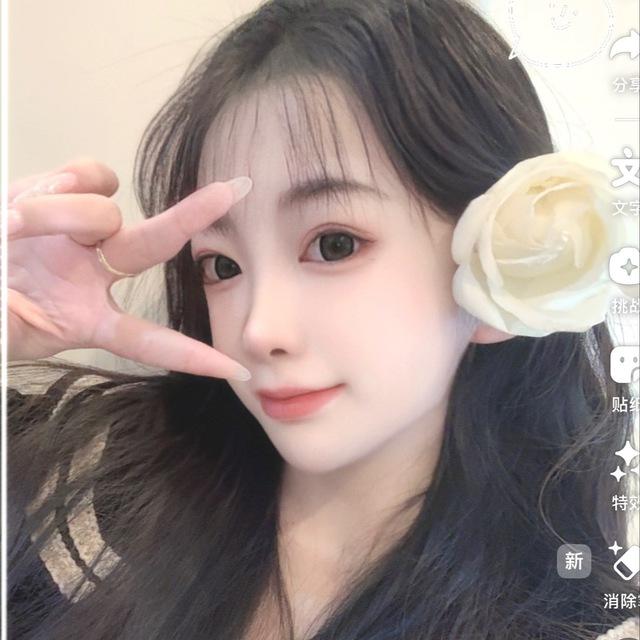 小魔女的魅惑古堡