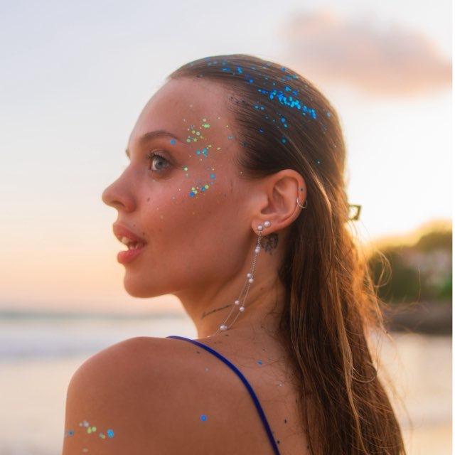 Alina ✨