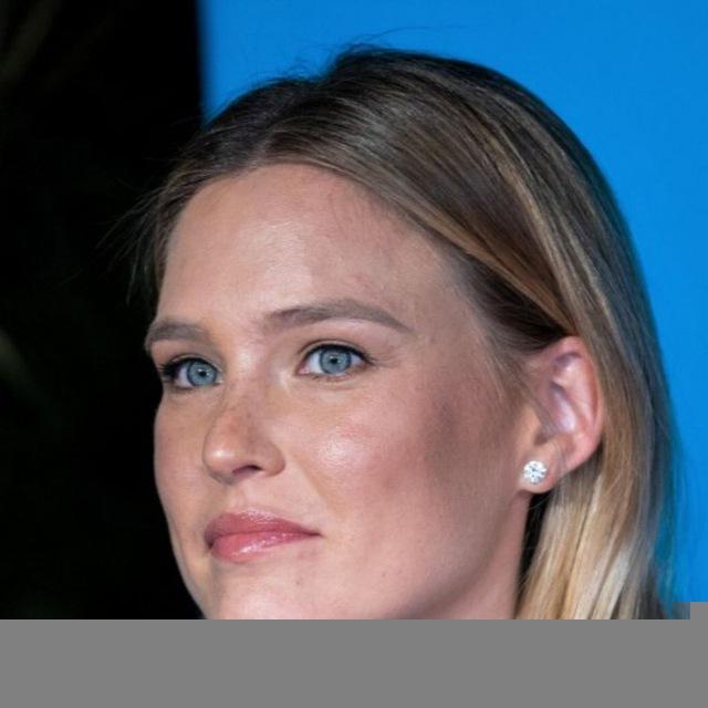 Bar Refaeli