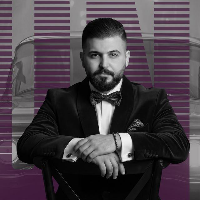 الاستاذ علي الرائد