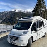 CAMPER
