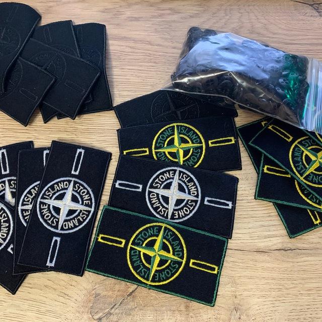 Патчи / бирки / пуговицы / кофты stone island