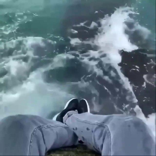 مـشـآعـِۢر.؟