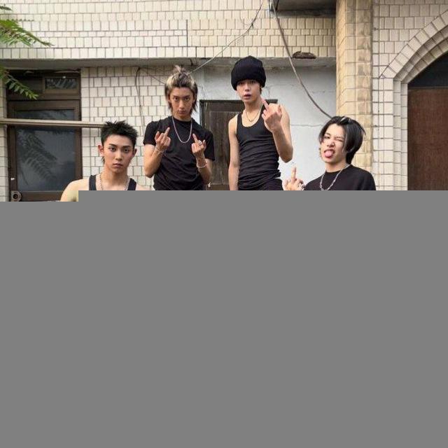 4shoboizroom