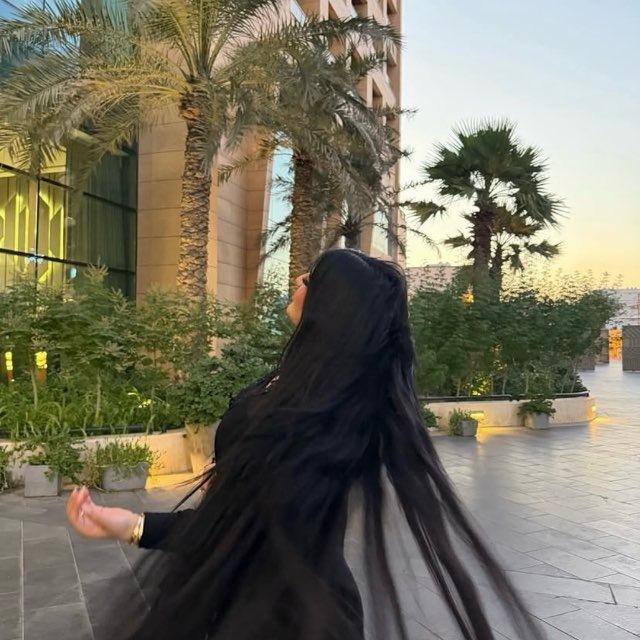 𝓟𝓪𝓻𝓲𝓲𝓲𝓲