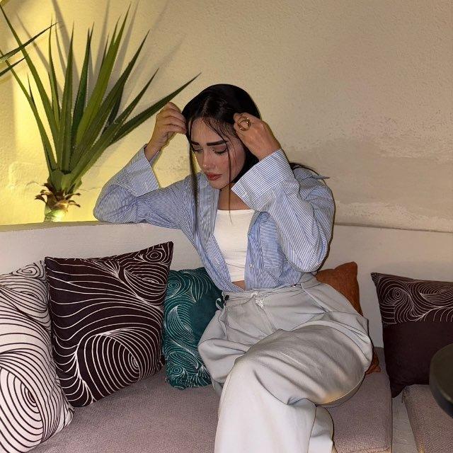 𝑴𝑨𝑹𝒀𝑨 👩🏻‍🏫