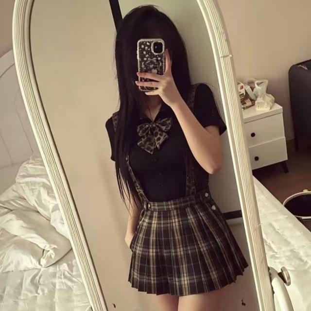 佳佳
