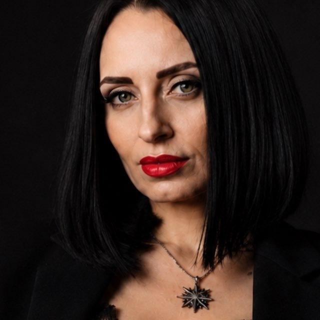 Анастасия Петрова official