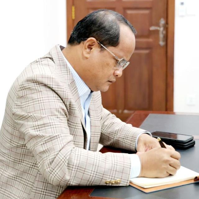 Dr. Sourn Sereyratha