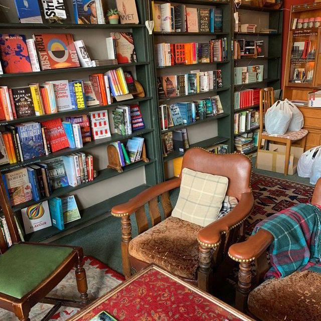 تیکه کتاب