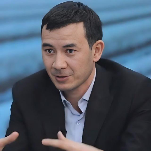 Эркин Абдулахатов