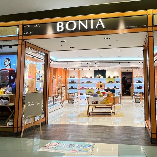 BONIA BY DIYANAH