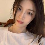 04年的萱子