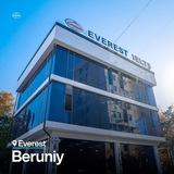 EVEREST BERUNIY