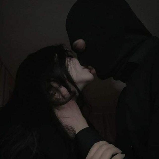 𝔇𝔢𝔞𝔡 𝔯𝔬𝔰𝔢🥀