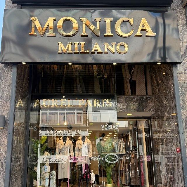 MONICA MILANO 🇮🇹