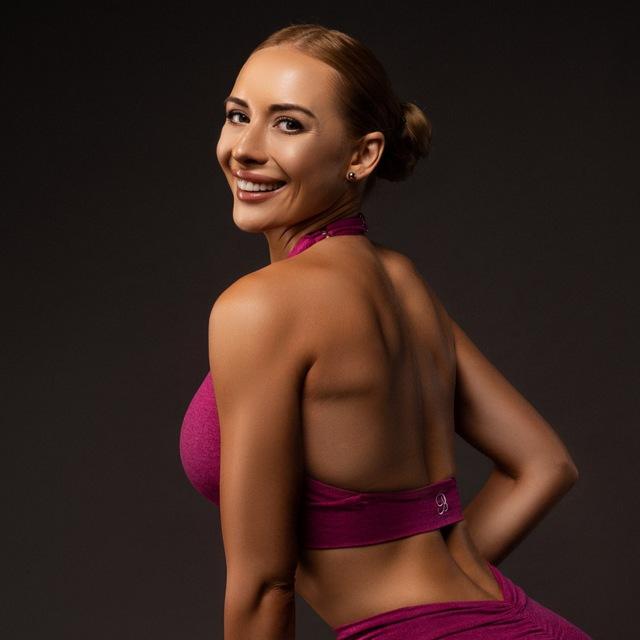 ОРЄХОВА 🍑
