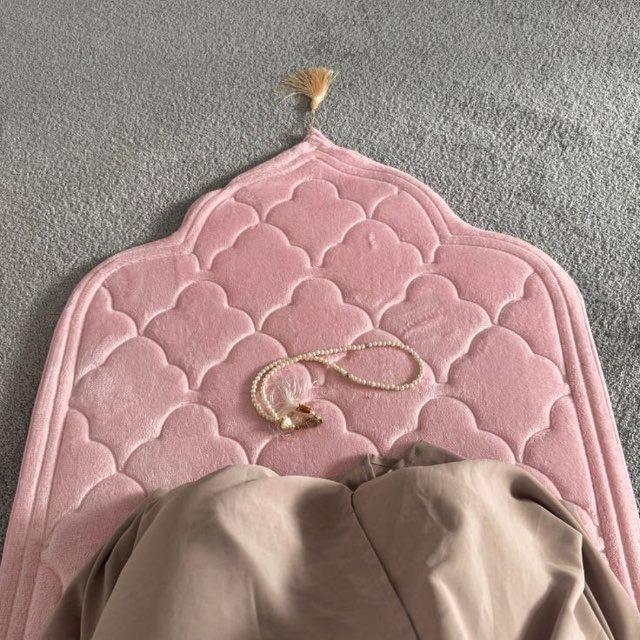 كَيان .