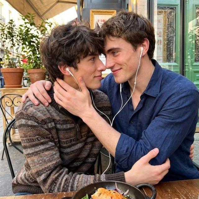INTERNATIONAL GAY DATING HUB (IGDH)