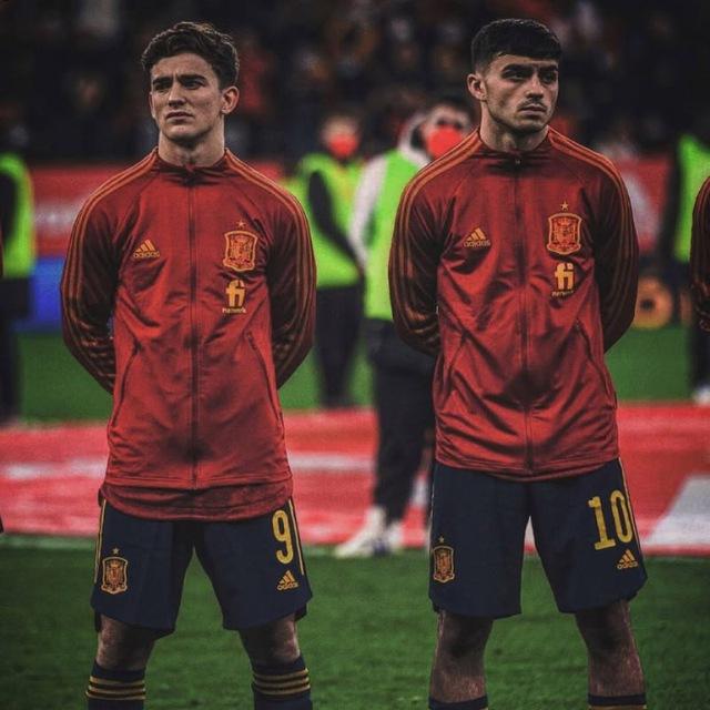 Pedri & Gavi