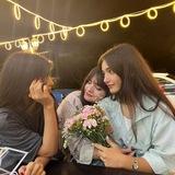 او و دوستانش