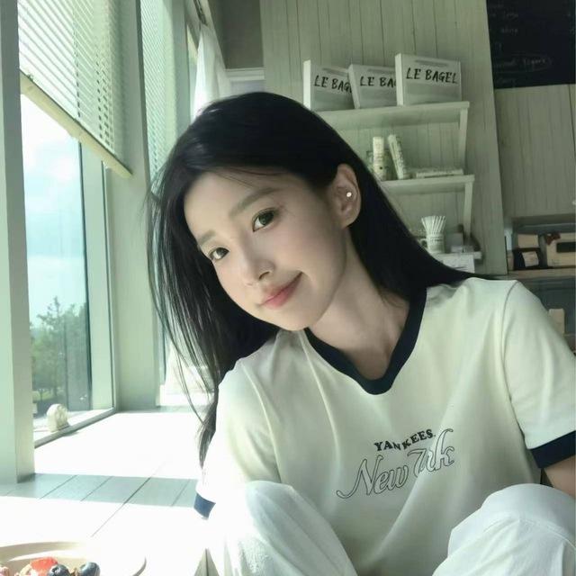 银银🫶🏻秘密小屋