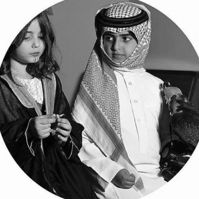 مـلامح رماديه