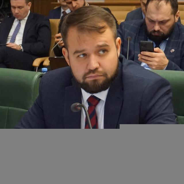 ВОЛКОВ АНТОН
