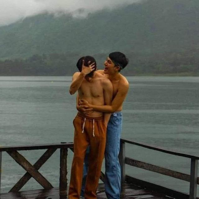 LGBT မြှားနတ်မောင် ❤💛💜