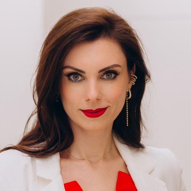 Марина Ульященко (Мищерикова) и сообщество преподавателей
