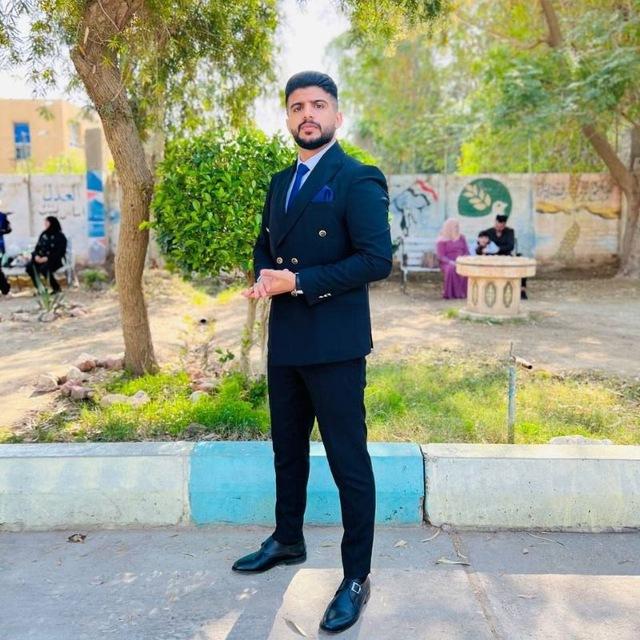 الاستاذ محسن اسماعيل