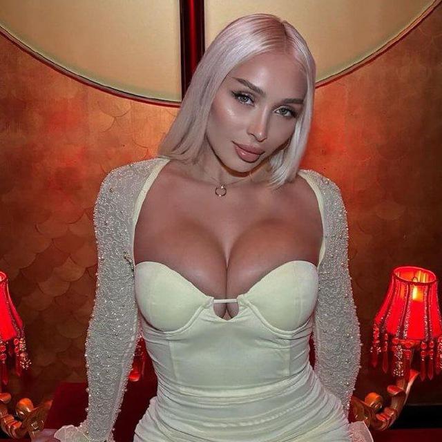 Daniella Chavez 🌸