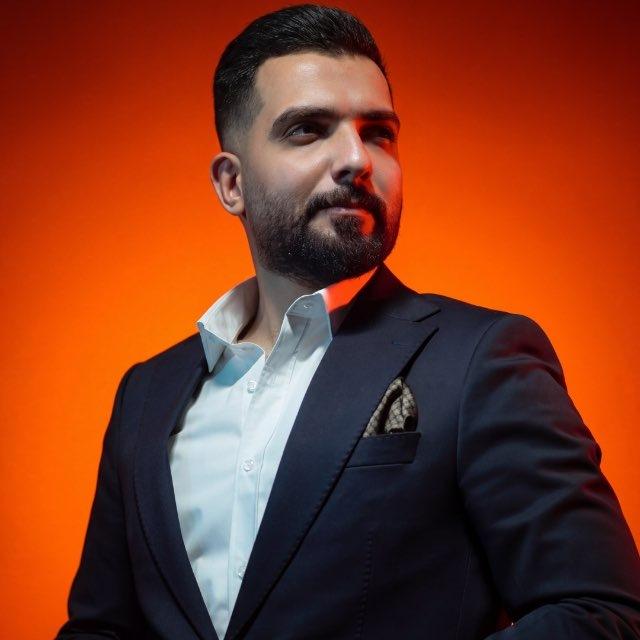الاستاذ حسين السامرائي