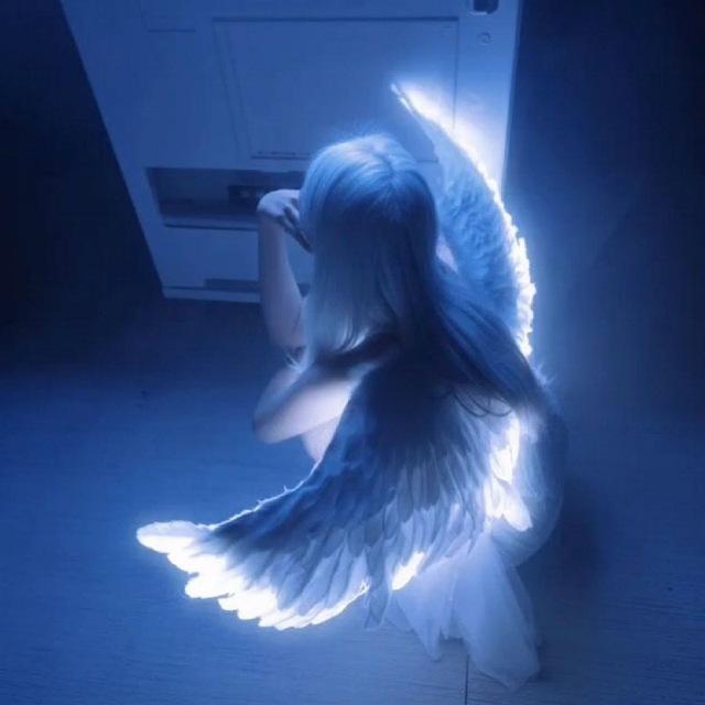 صور بنات كانها لك