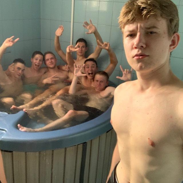 пацаны с личной жизнью