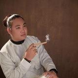 Naung HtakeTin(ကိုးလ်)
