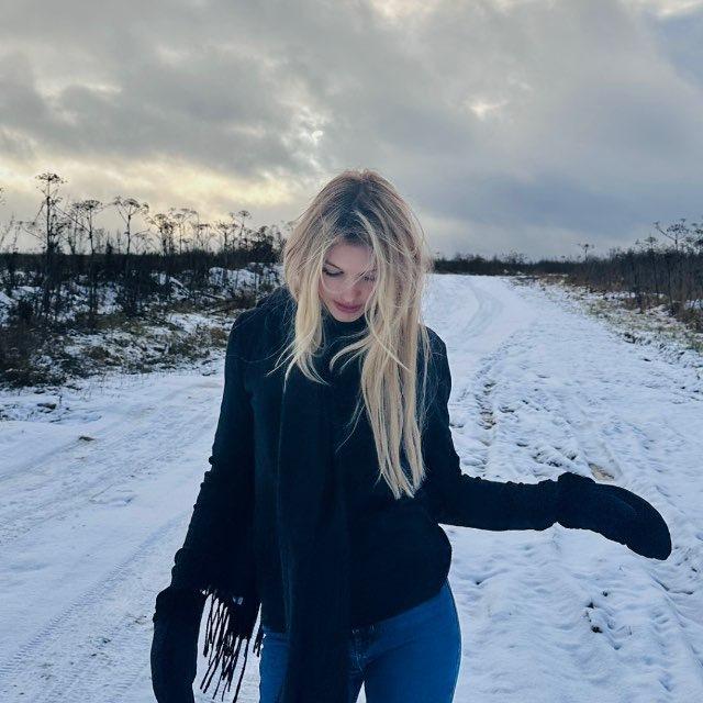 meeshkova ୨ৎ