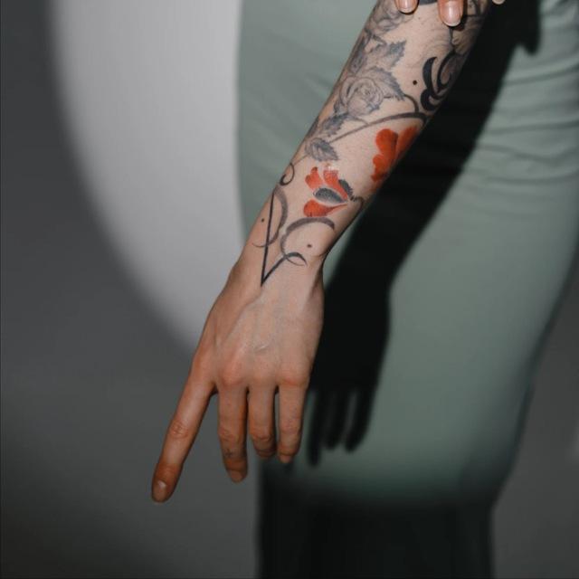 LADYTATTOO