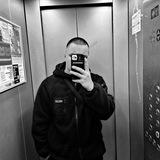 лысый гопник