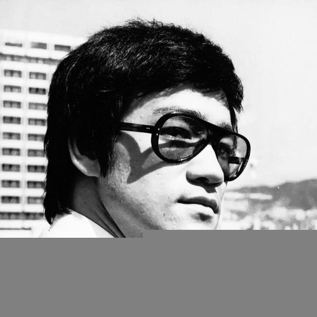 بروسلي ـ BRUCE LEE ✸
