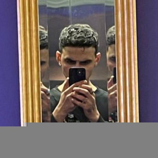 - پسری در مزرعه قهوه