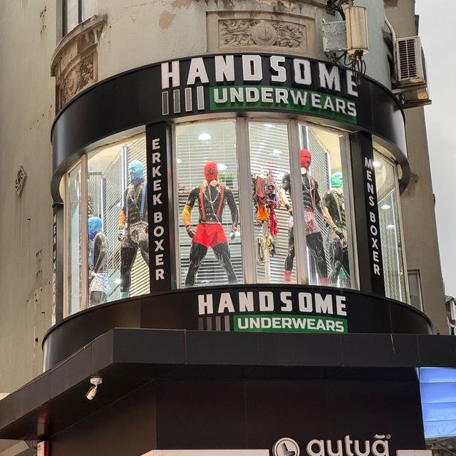 HANDSOME UNDERWEARS