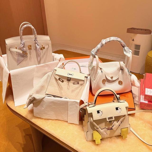 包包 👜小屋（9点～晚2点）