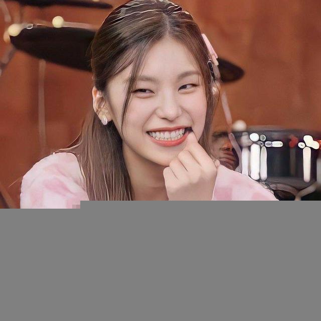 𝗥𝗔─ !𝄢 a beautiful girl who has a feminine aura with pink color ୨୧ ..