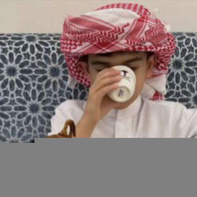 عَعذبَ𓄄 .