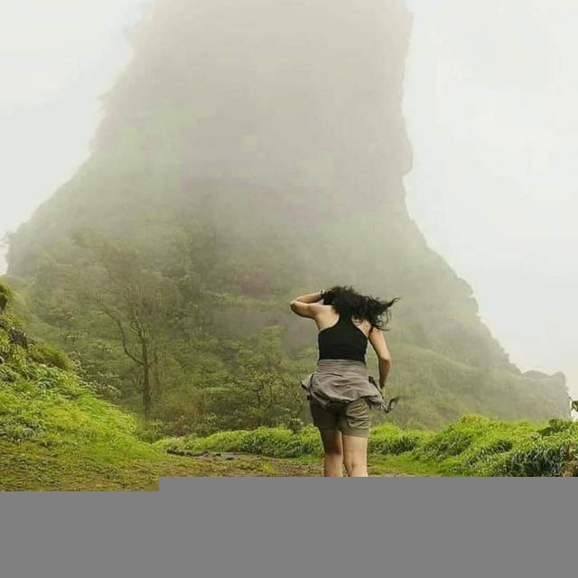 സഞ്ചാരി 💙