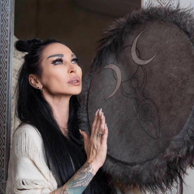 BLACK MOON 🌑 АДЕЛИНА ПАНИНА