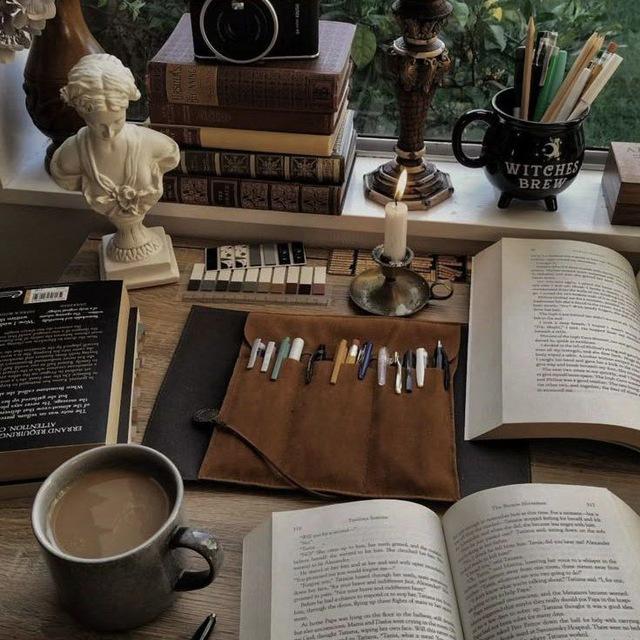 ملاذ السادس