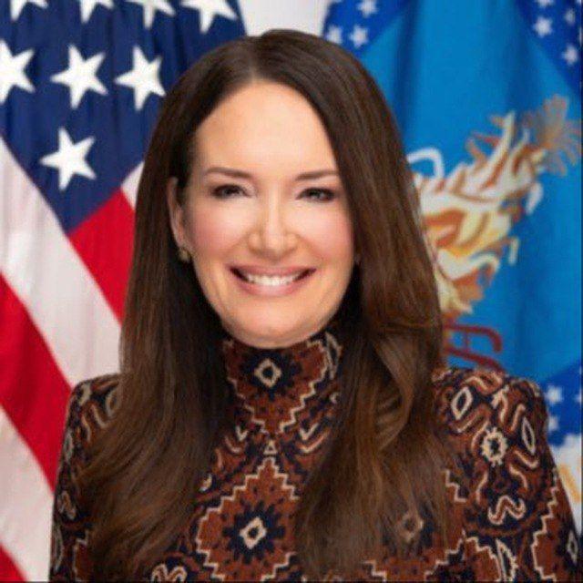 Secretary Brooke Rollins Chat